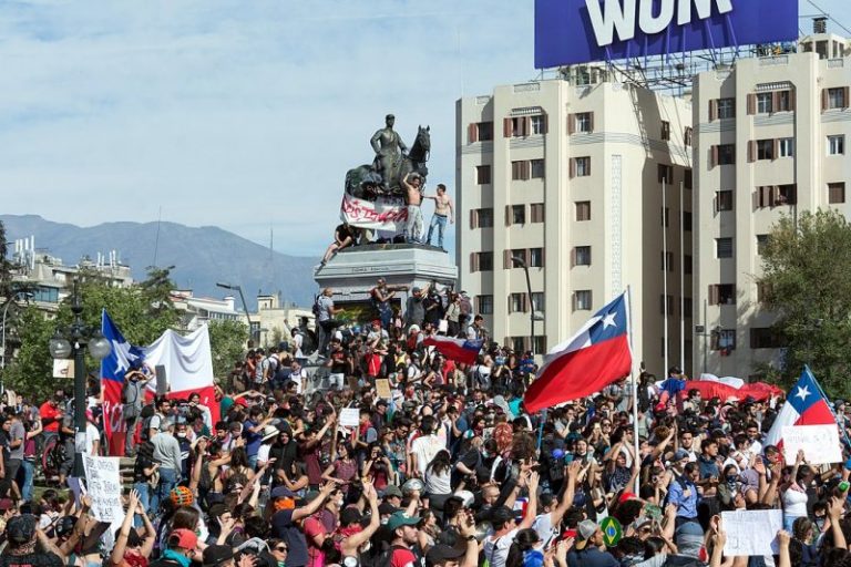 One of the few certainties of the Chilean crisis is the shadow of the past