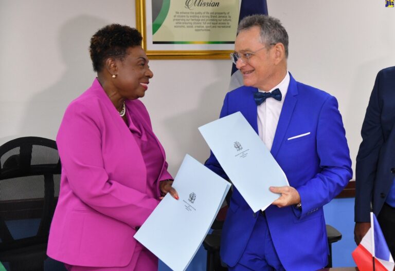 Jamaica – France signs MOU to strengthen cooperation in sports