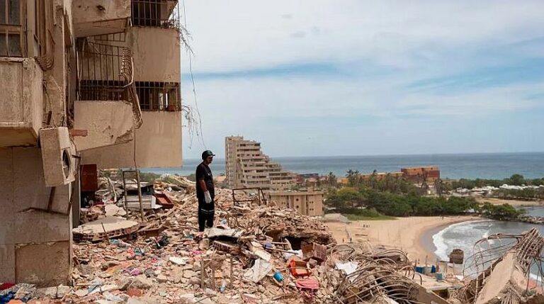 Venezuela earthquake relief efforts continue, thousands displaced