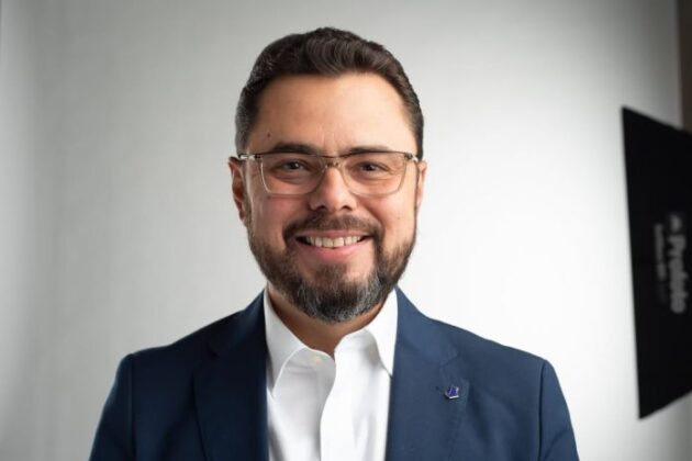 Venezuela opposition lawmaker Ecarri proposes dollarisation plan